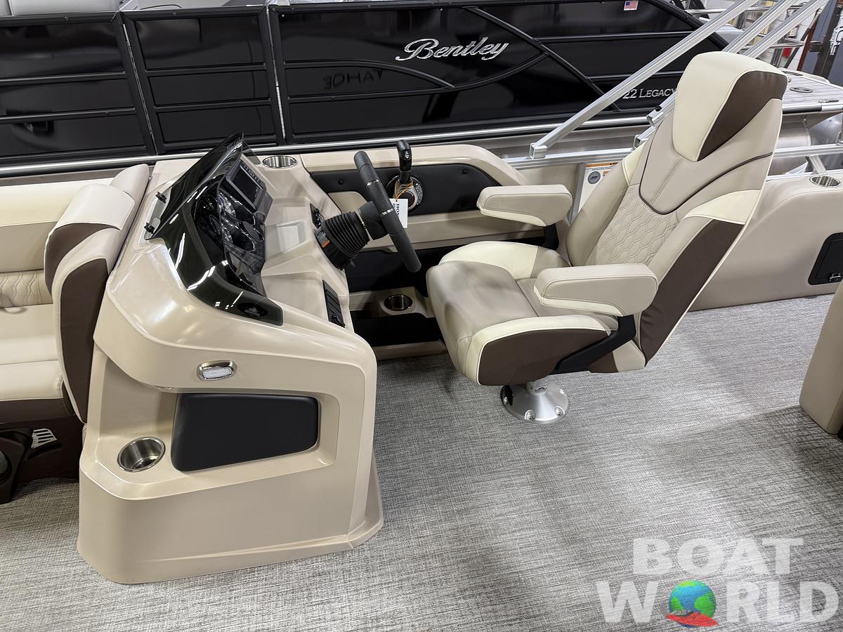 2025 Tahoe Pontoons LTZ 2385 Swingback (VRL) & Honda 4-Stroke EFI