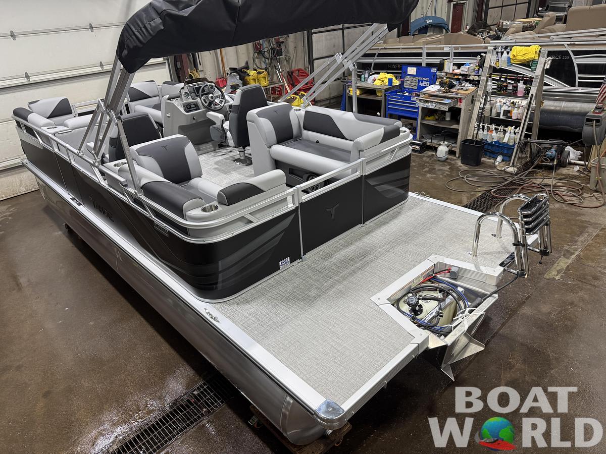 2026 Tahoe Pontoons Sport 2180 Quad Lounge