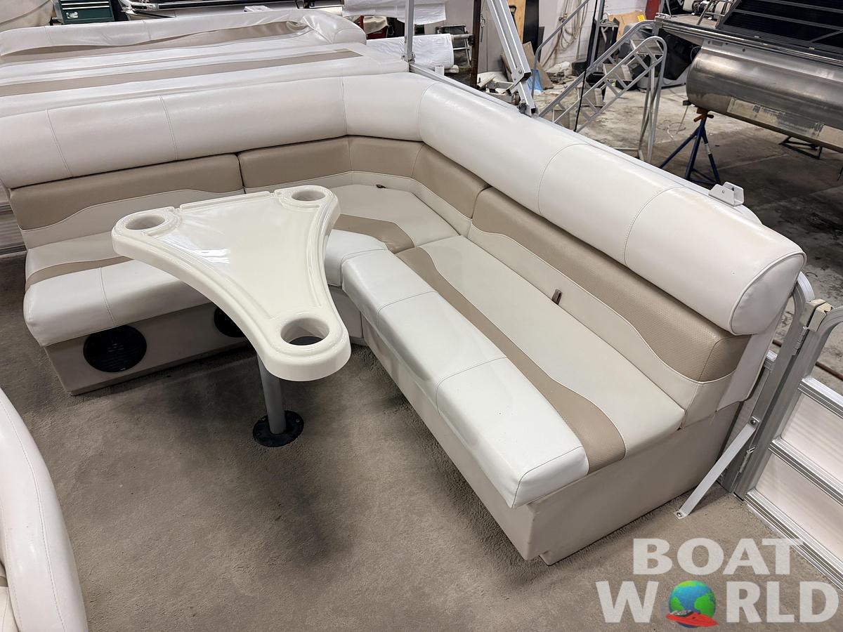 Used 2004 Northwood 2023 Reitta & 40HP Mercury 4Stroke -$