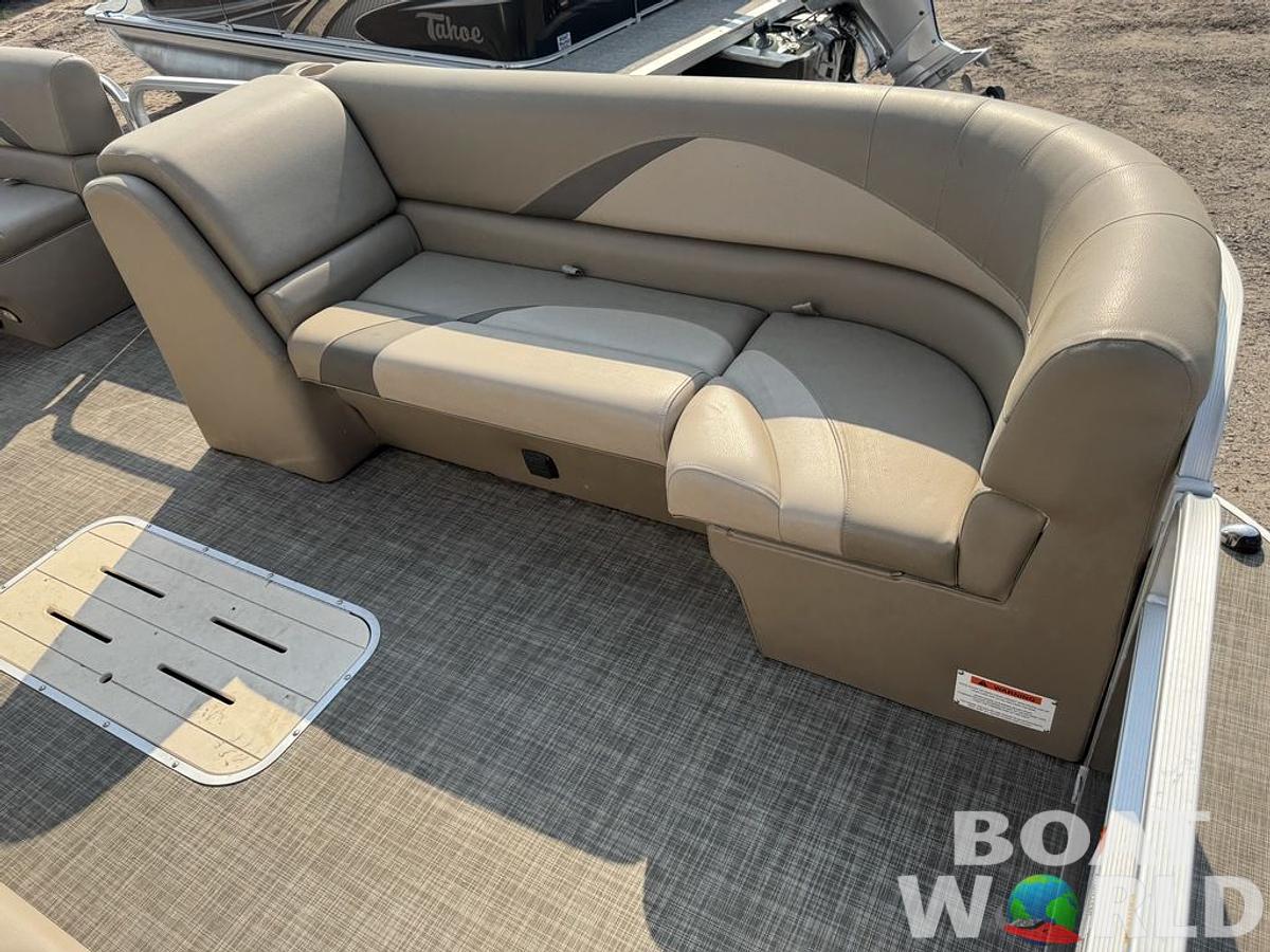 Used 2016 SunCatcher V322 RF Tritoon Pontoon