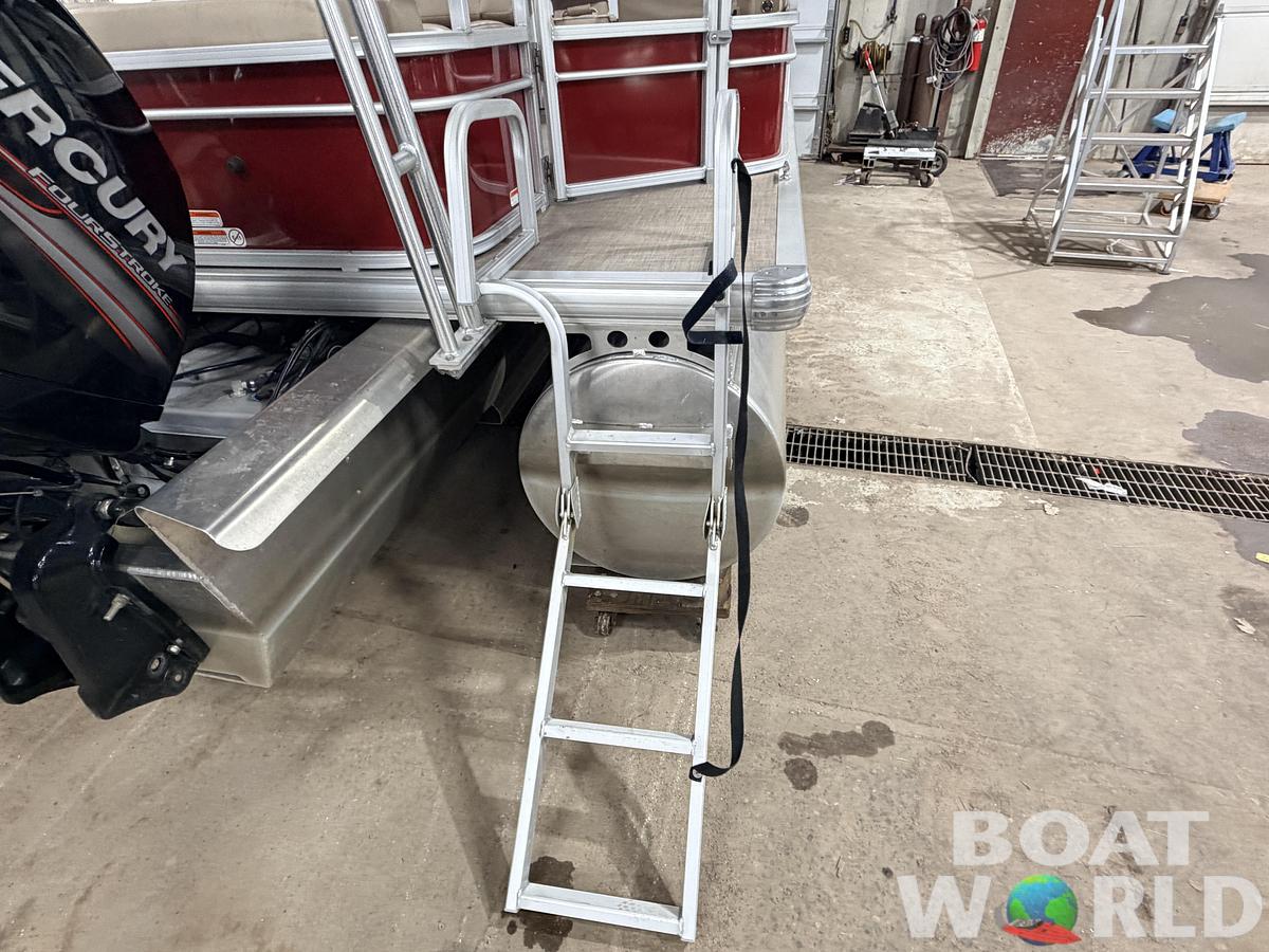 Used 2019 Sun Tracker  Fishin Barge 22 DLX XP3 Tritoon & 150HP Mercury 4Stroke - $39,995