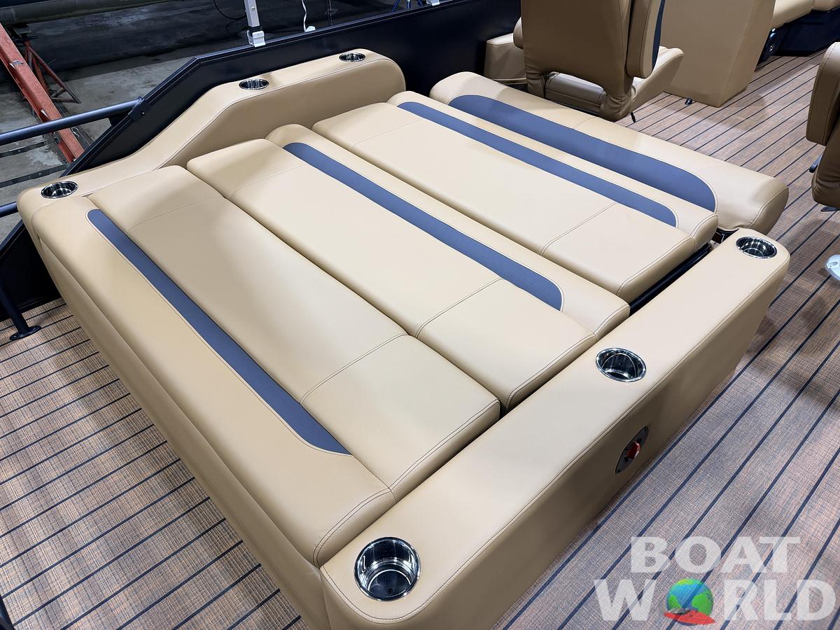 2026 Bentley Legacy 220 Swingback Pontoon $38995