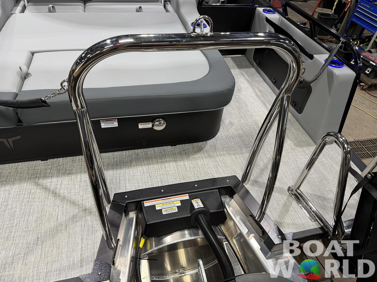 2026 Tahoe LTZ 300HP VRB 2385 Swingback Tritoon $68,995