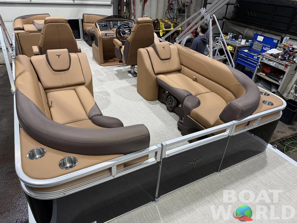 2026 Tahoe Pontoons LTZ 2385 Quad Lounge 