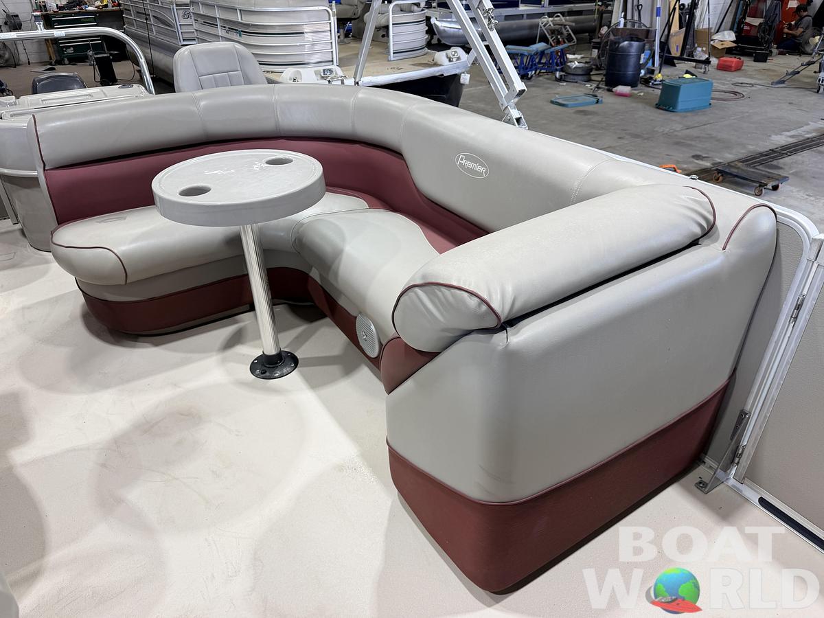 Used 2014 Premier 221 Gemini Fish n Cruise & 50HP Mercury 4Stroke -$19,995
