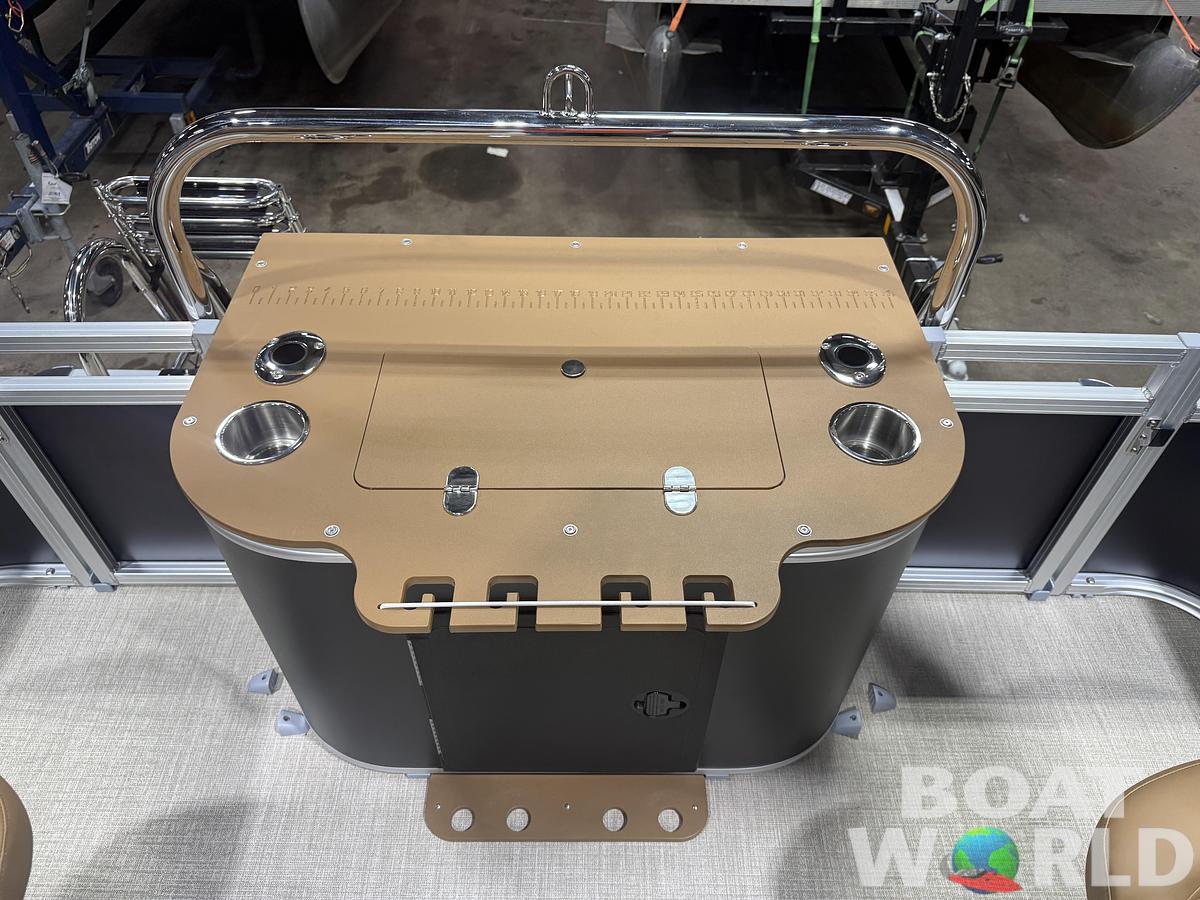 2026 Tahoe Pontoons Sport 2385 Rear Fish Tritoon