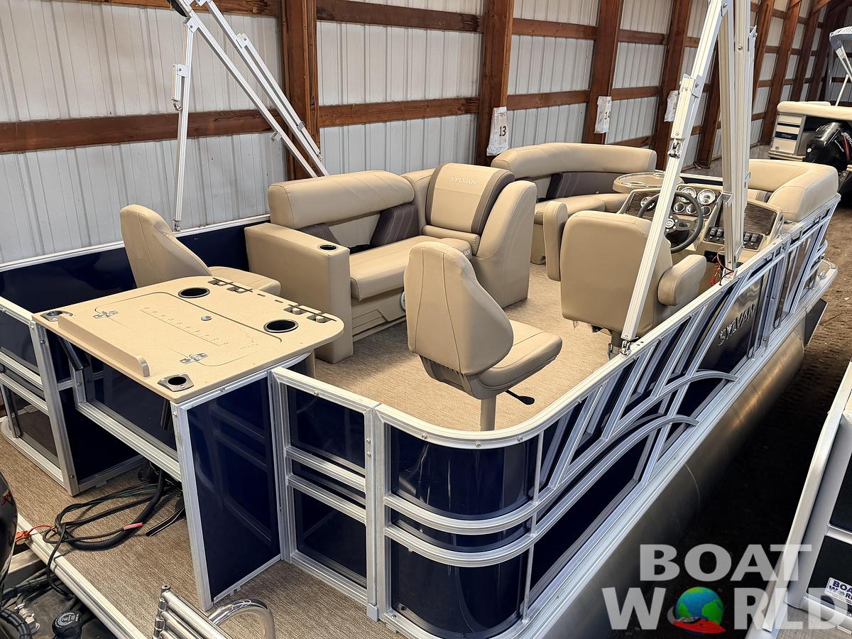 Used 2022 Sylvan  Mirage 820 Fish & Cruise