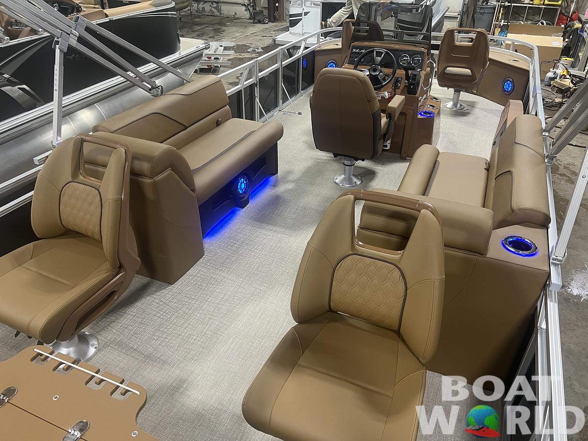 2026 Tahoe Pontoons Sport 2385 Center Console Fish Tritoon