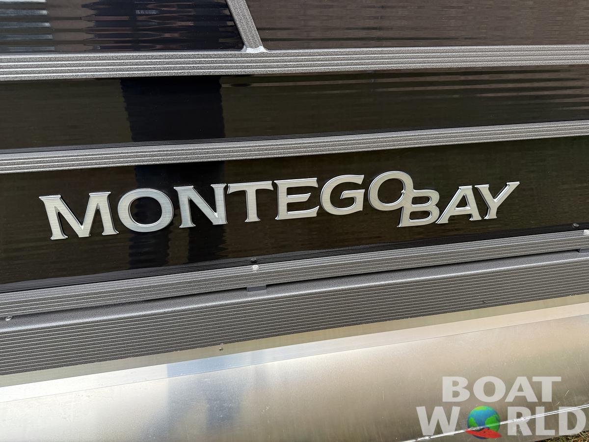 2026 Montego Bay 8522 Quad Lounge Tritoon 