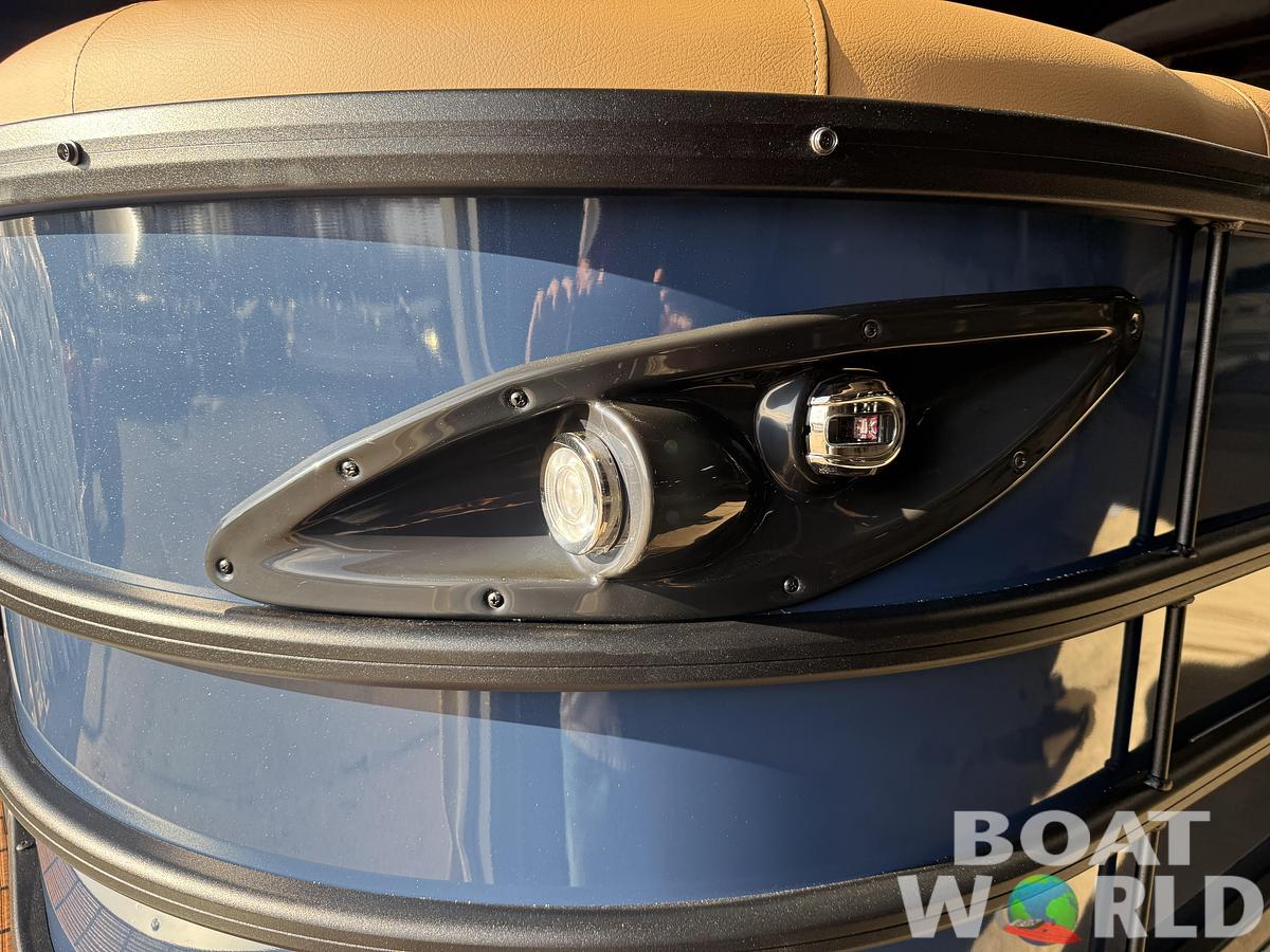 2026 Bentley Legacy 223 Swingback Tritoon $52995