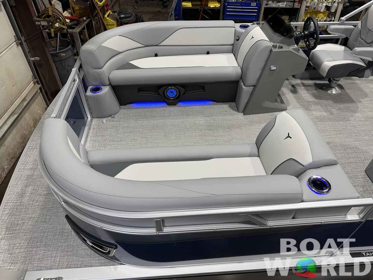 2026 Tahoe Sport 2385 Swingback (VRB) Tritoon 