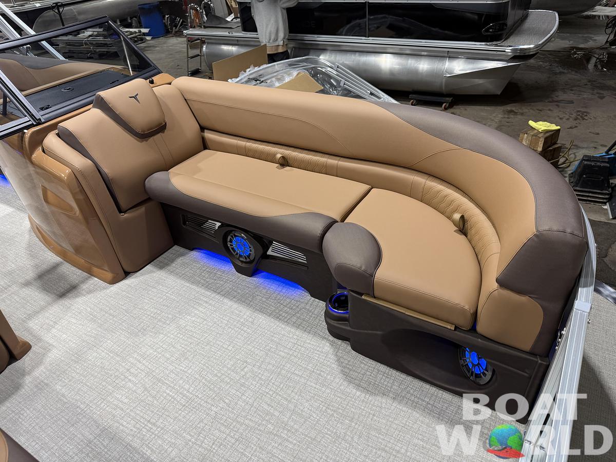 2026 Tahoe Pontoons LTZ 2385 Elite Windshield Tritoon 