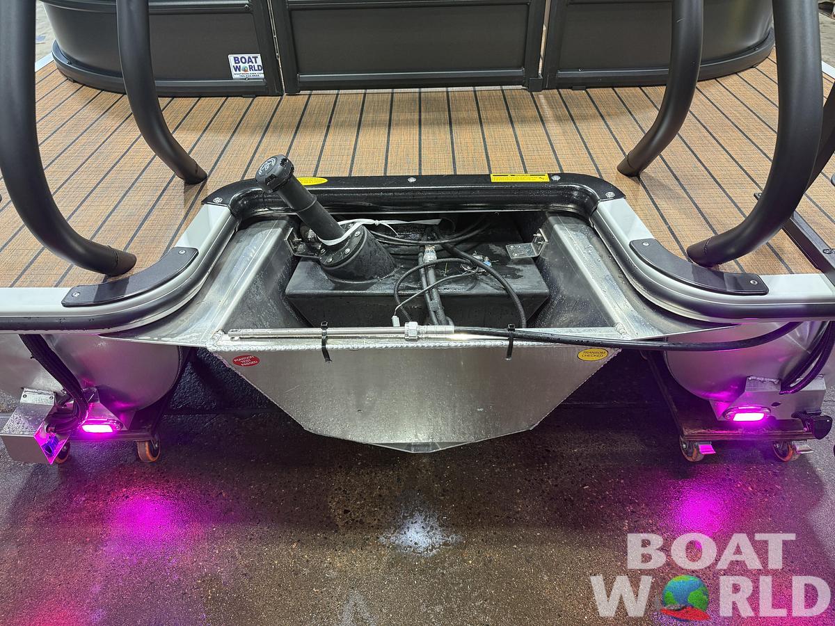 2027 Bentley Legacy 220 Navigator Quad Lounge Pontoon $43995