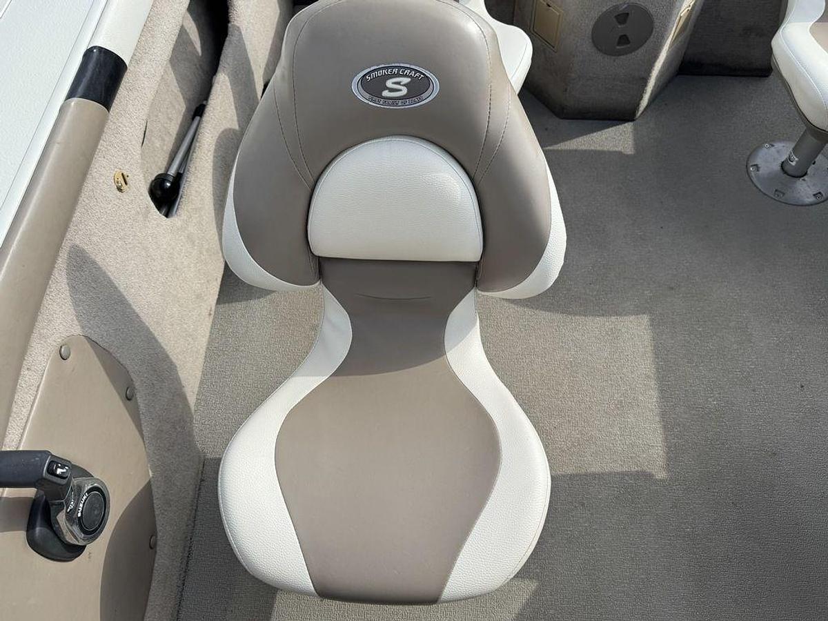 Used 2010 Smoker Craft Pro Mag 182