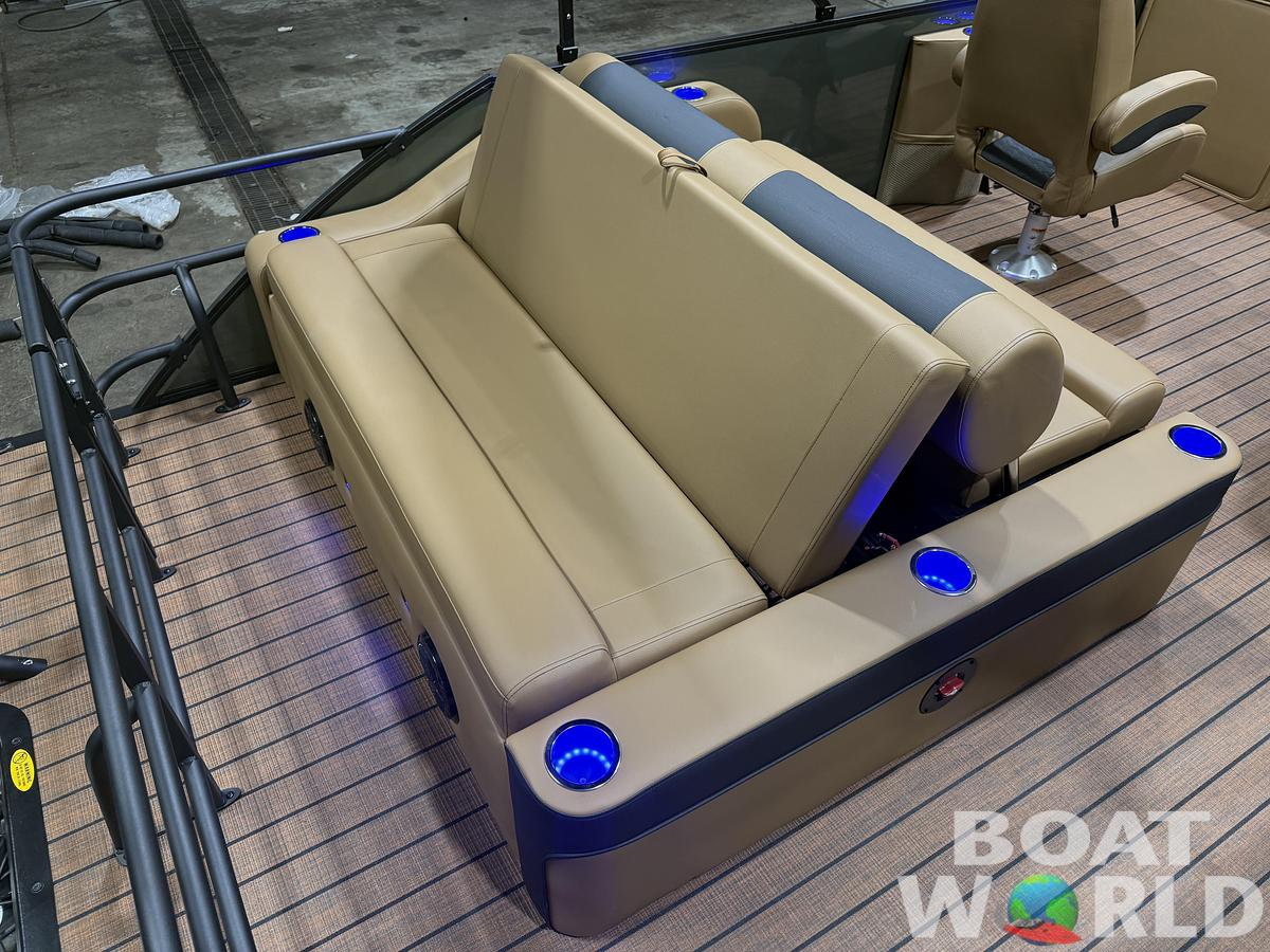 2026 Bentley Pontoons Elite 223 Swingback Tritoon & 200HP 