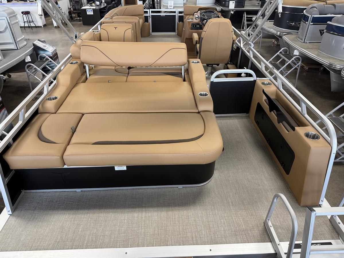 2026 Tahoe Pontoons Sport 2385 Swingback (VRB) & Honda 4-Stroke EFI