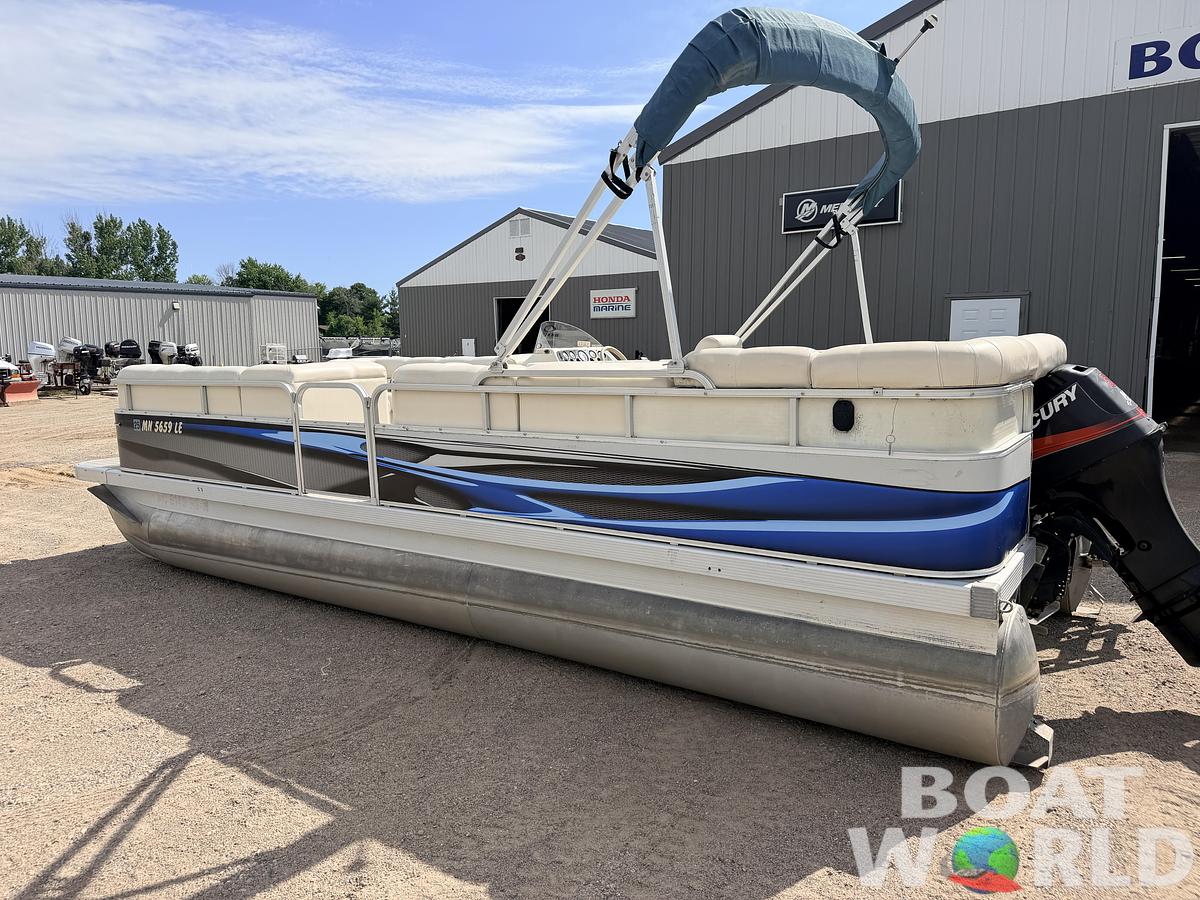 Used 2000 Bennington 2275 LX & 50HP Mercury 4Stroke -$12,995