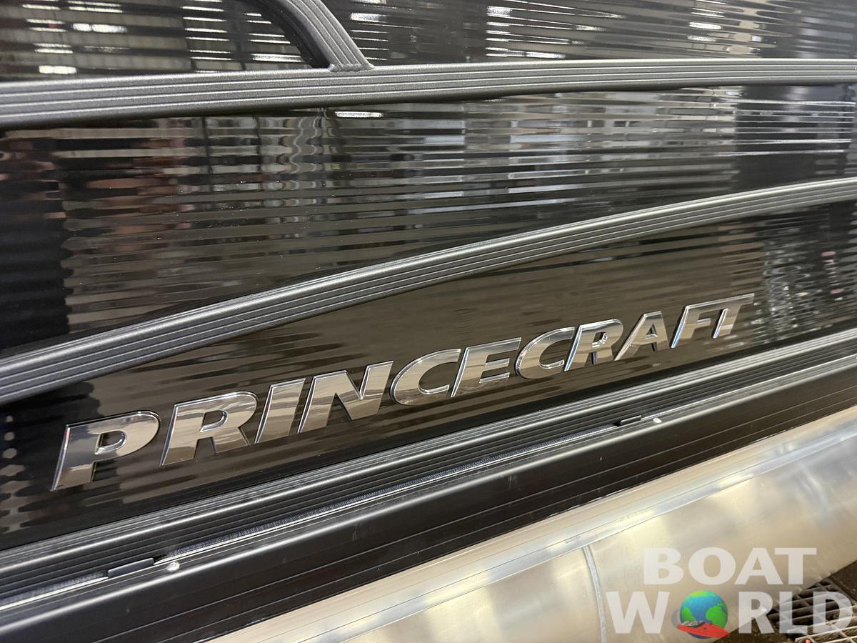 2026 Princecraft Vectra 21 RL Swingback Lounge $31995
