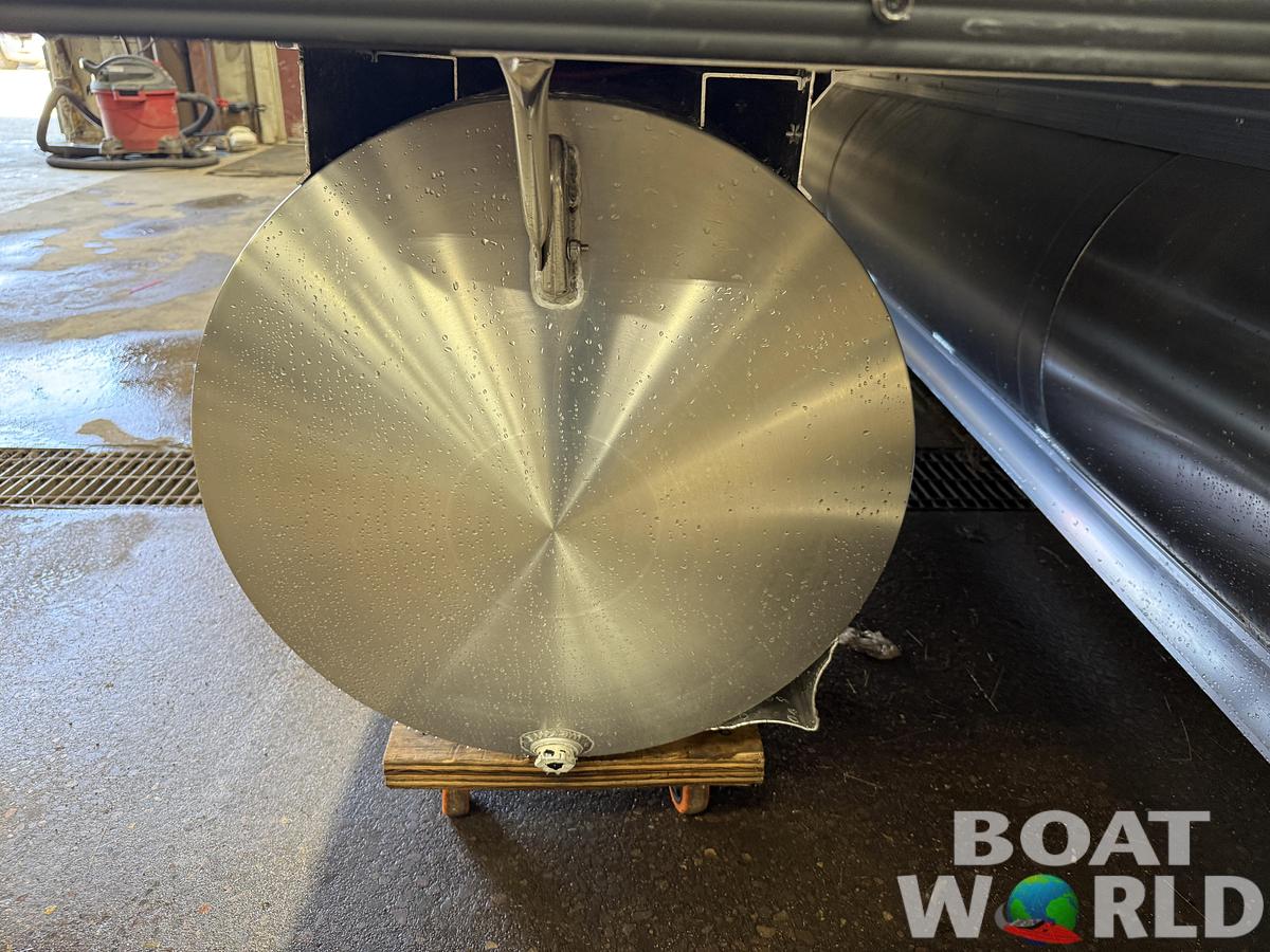 2026 Tahoe Pontoons Cascade 2385 Swingback (VRB) Tritoon 