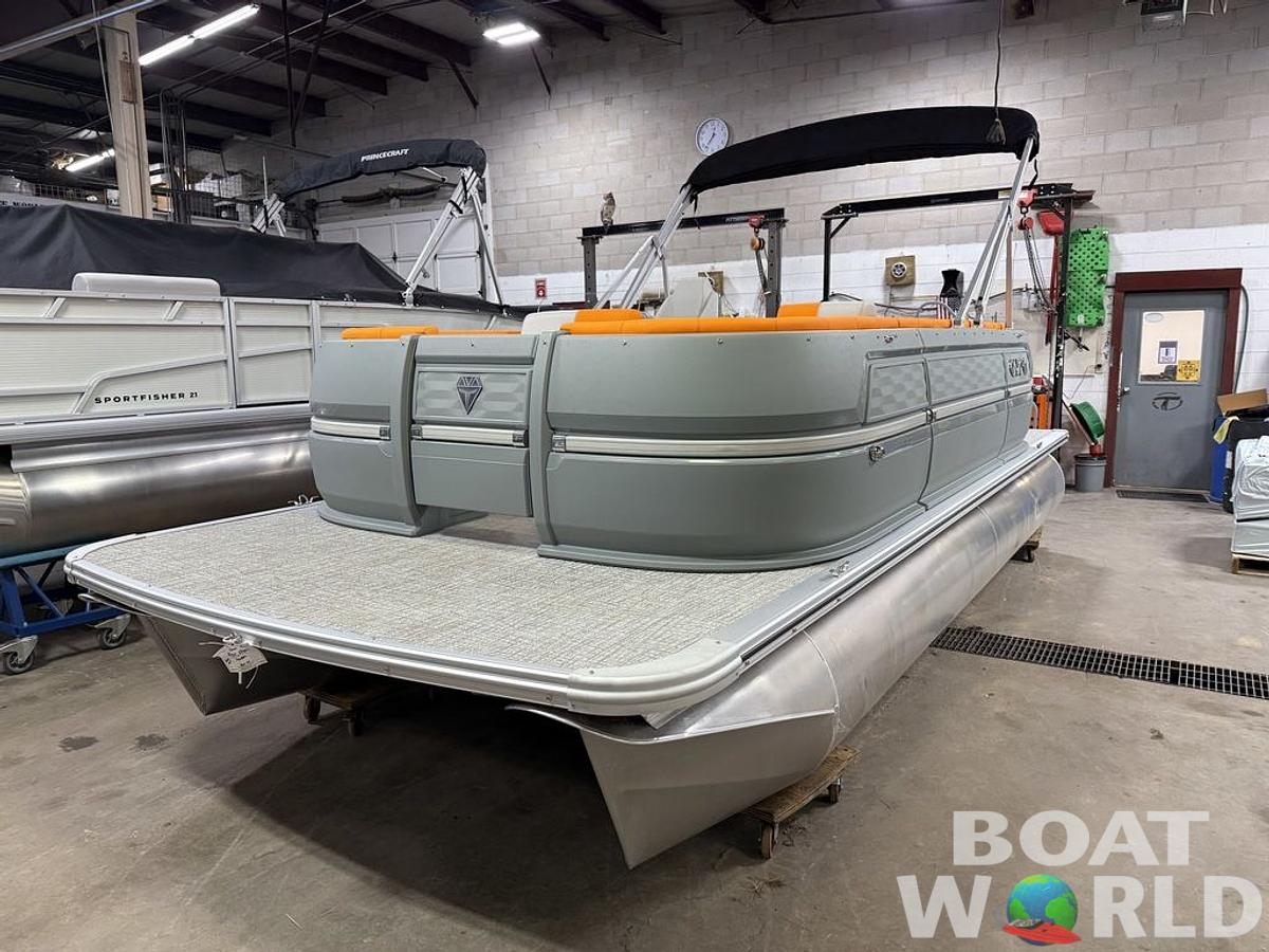 2025 Tahoe Pontoons Aura 2185 Quad Lounge & 90HP 4-Stroke EFI