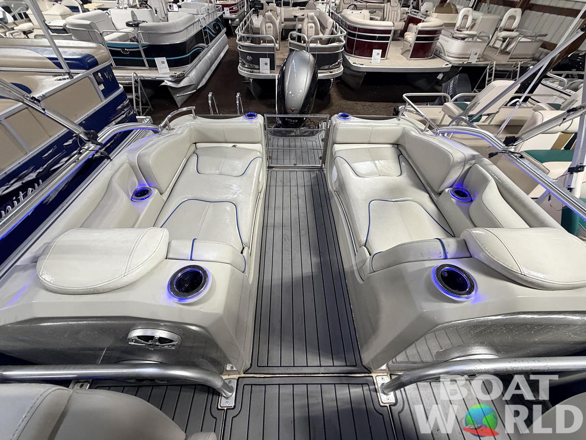 Used 2017 Sylvan S3 Rear Lounge with Sport Tower & 150HP Yamaha SHO VMAX - $39,995