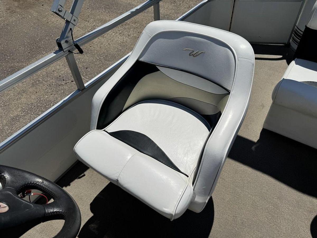Used 2003 Weeres 220 Sun Deck SE Pontoon