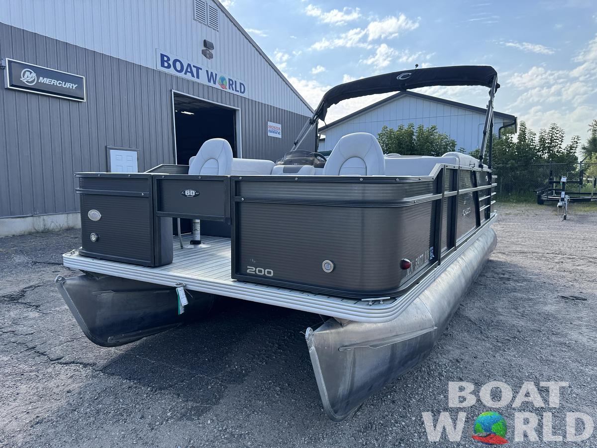 Used 2017 Crest  200 Pontoon with 115HP Yamaha Fourstroke EFI
