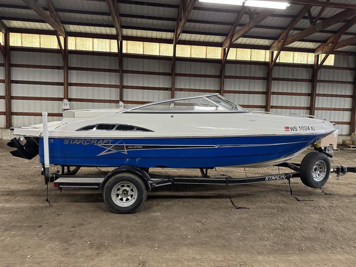 Used 2015 Starcraft Marine Runabout Limited IO 1918 RE I/O