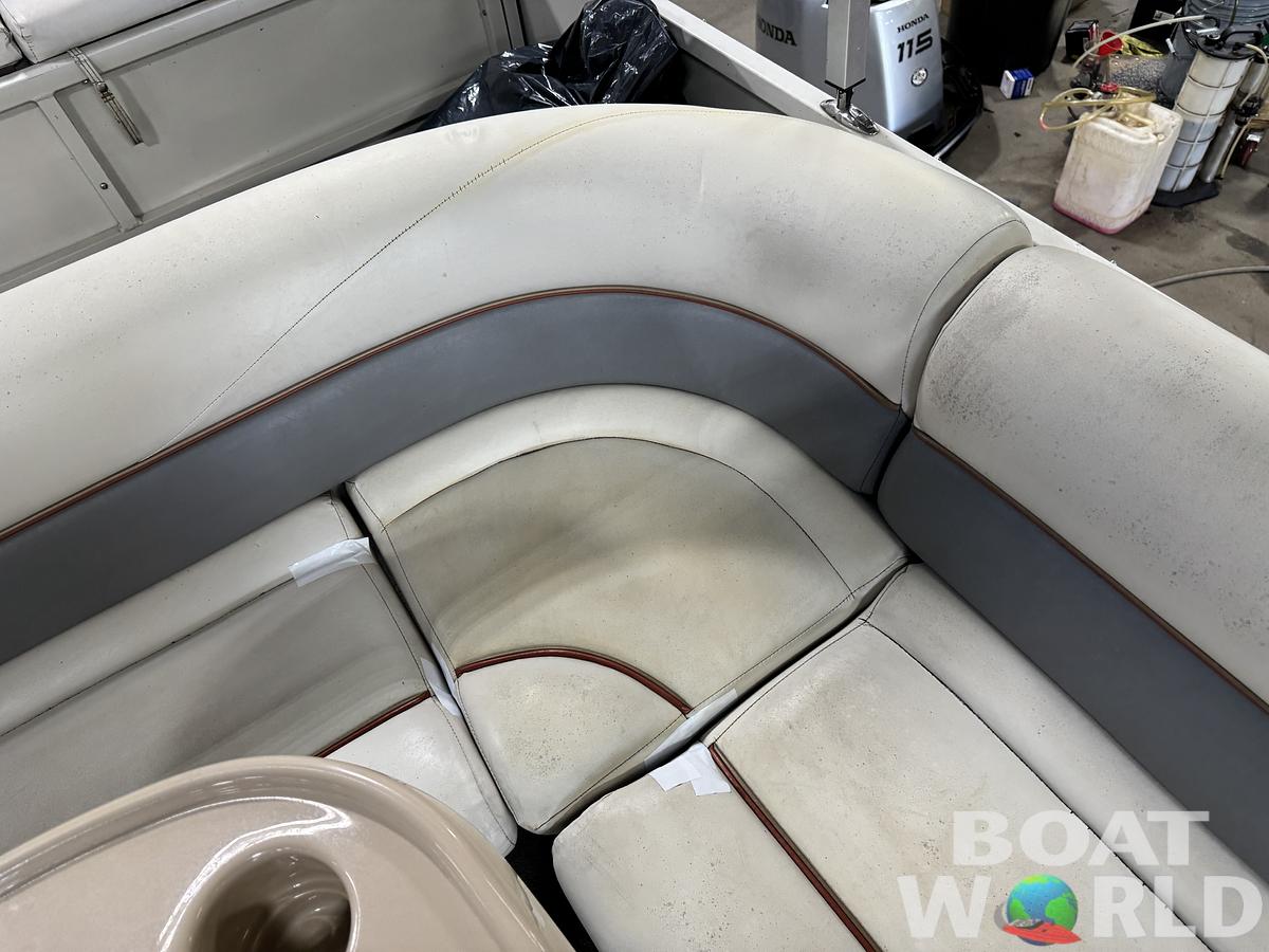 Used 2006 Crestliner  2085 Sport Classic Pontoon