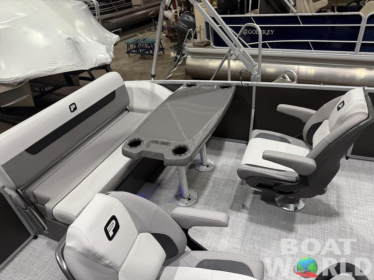 2026 Princecraft Vectra 23 RL SS Swingback Pontoon