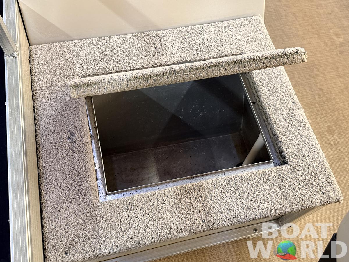 Used 2016 Lowe 162 Fish & Cruise Pontoon