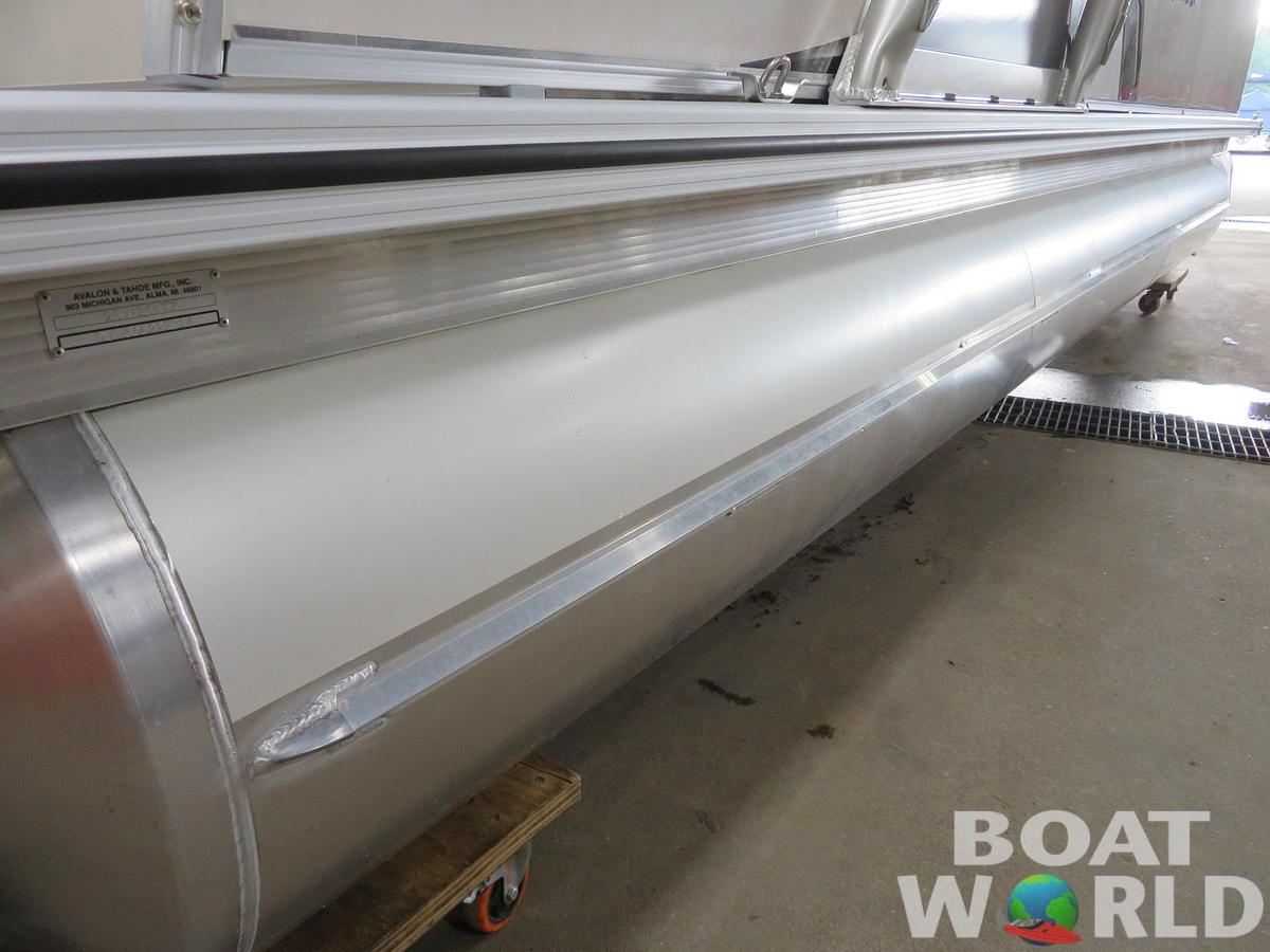 2024 Tahoe Pontoons LTZ 2385 Elite Windshield Tritoon & Suzuki 200HP 4-Stroke EFI