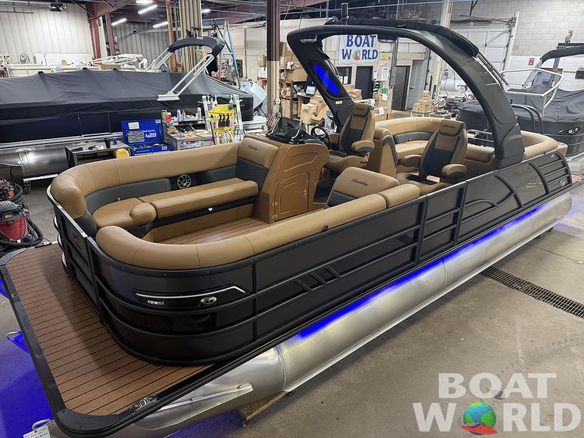 2026 Bentley Pontoons Elite 253 Admiral Quad Lounge Tritoon & 4-Stroke EFI