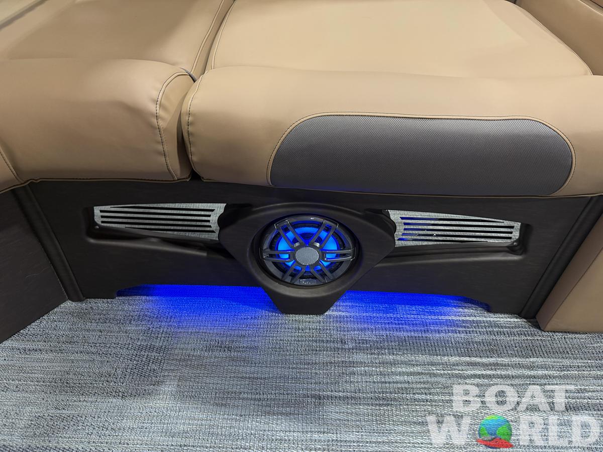 2026 Tahoe Cascade 2385 Quad Lounge Shift SS Tritoon $73995