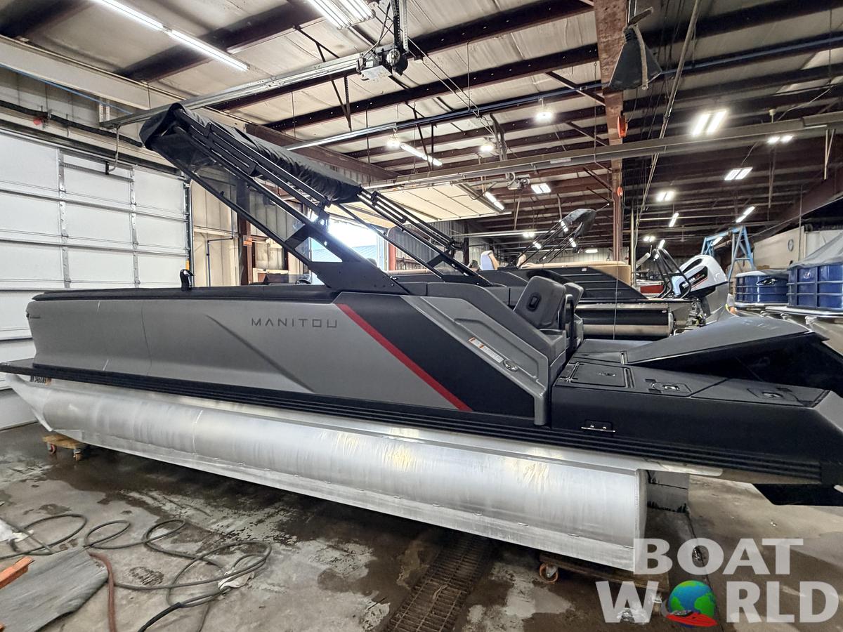 Used 2023 Manitou Explore 22 & 150HP Rotax - $39,995