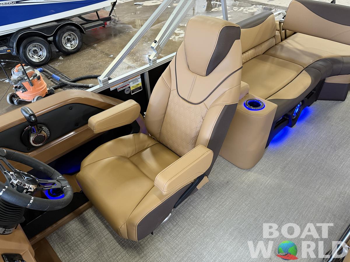 2025 Tahoe Pontoons LTZ 2385 Quad Lounge Shift Flip Tritoon & Honda 4-Stroke EFI