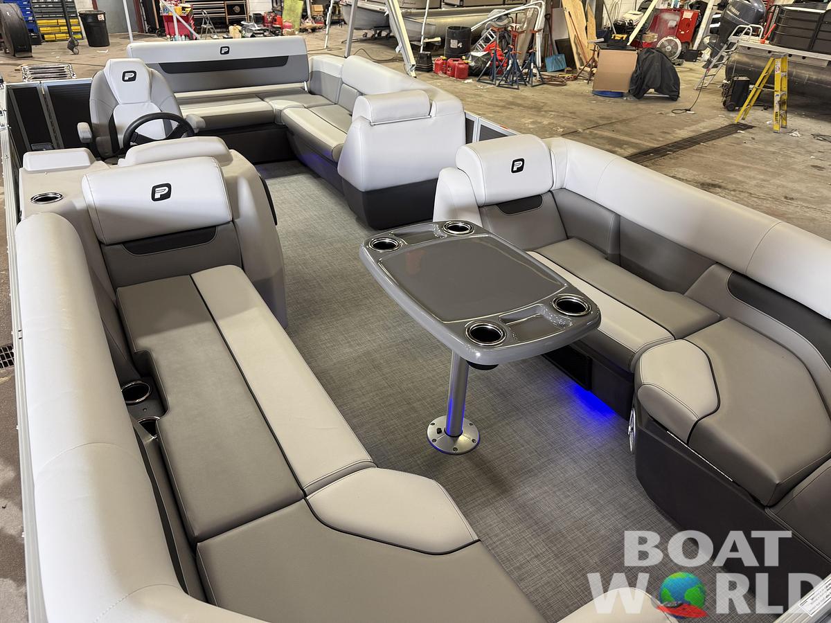 2026 Princecraft Vectra 23 RL Swingback Lounge Pontoon