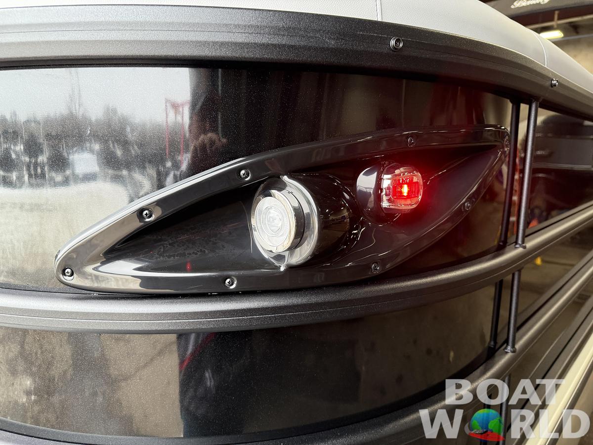 2026 Bentley Pontoons Legacy 220 Swingback