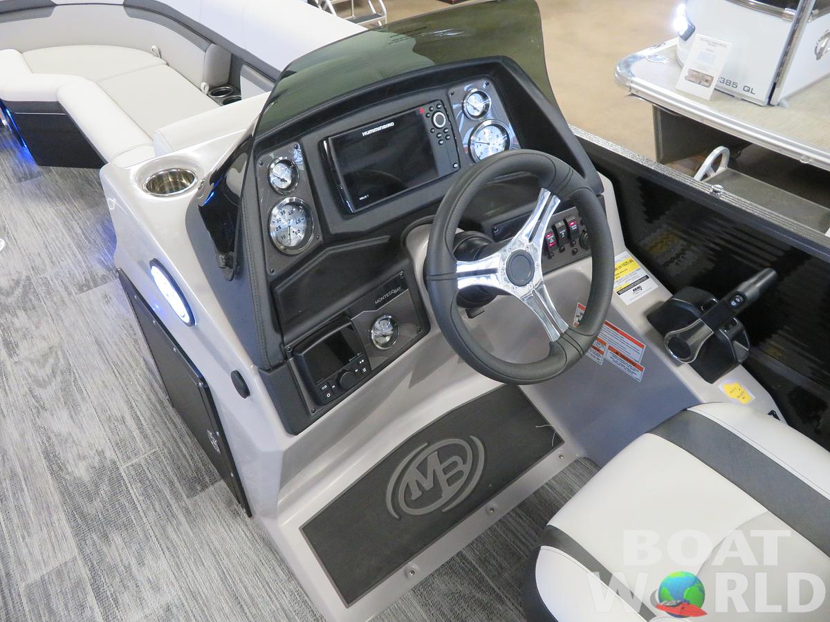 2024 Montego Bay 8524 Swingback Deluxe Pontoon & Honda 4-Stroke EFI