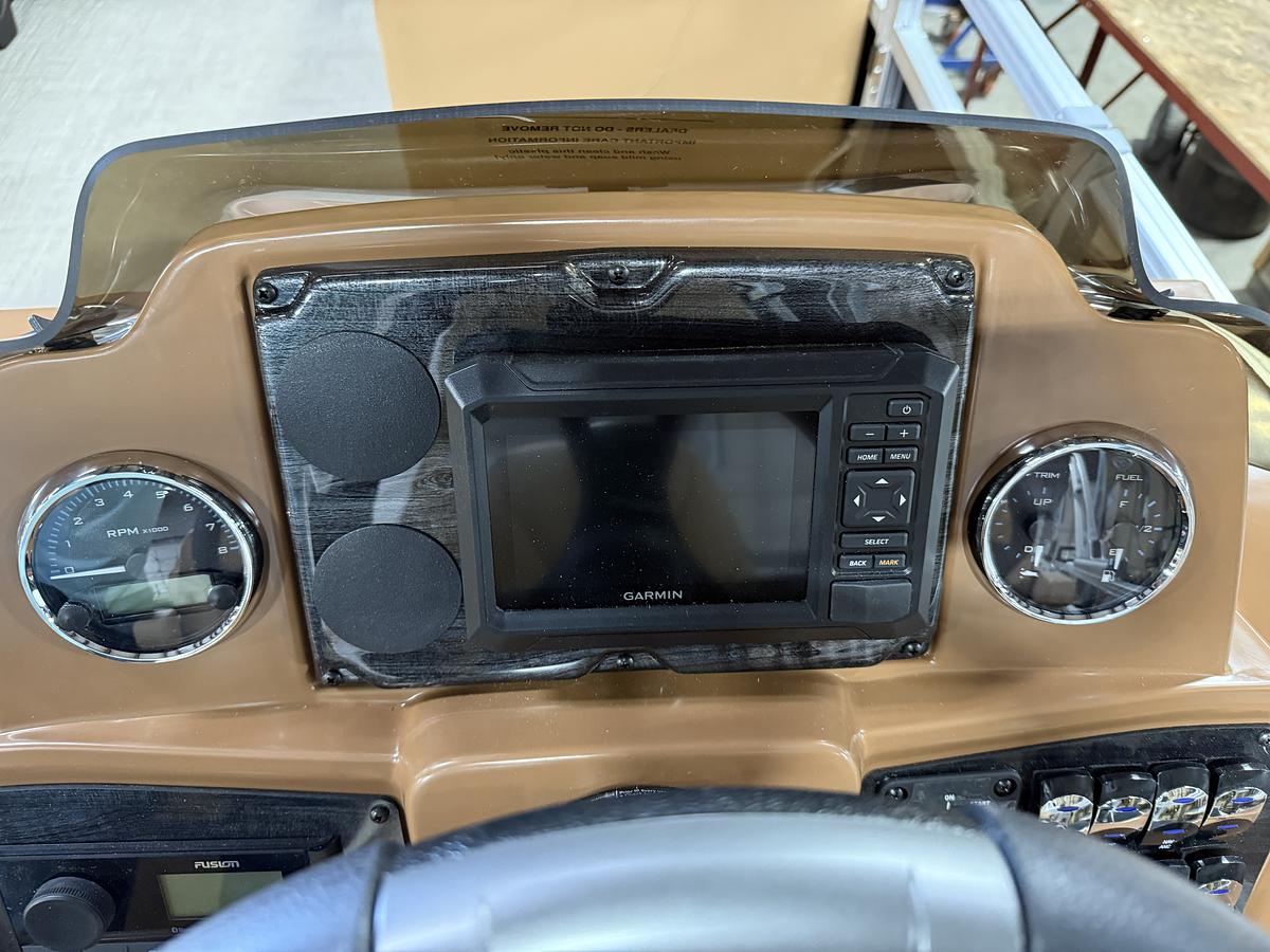 2026 Tahoe Pontoons Sport 2385 Rear Fish & Honda 4-Stroke EFI