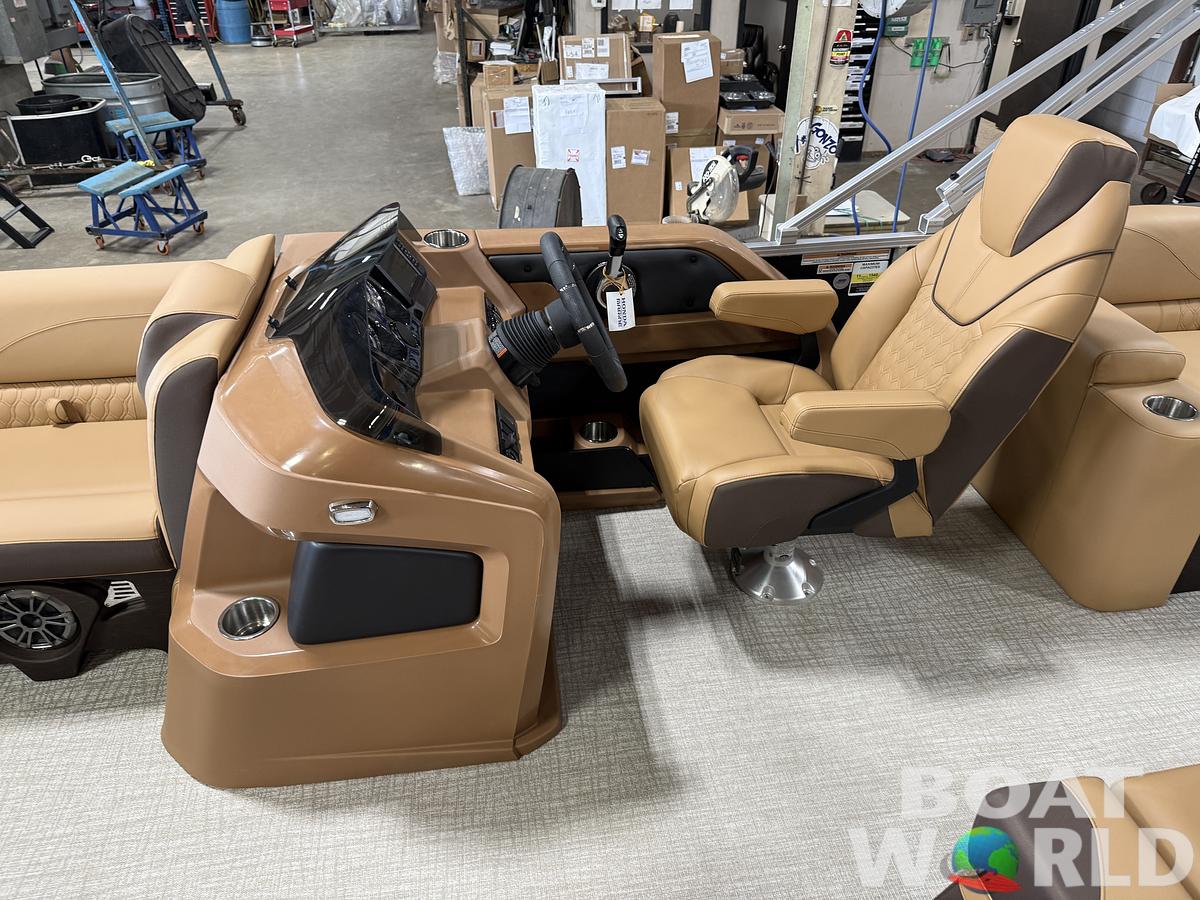 2025 Tahoe Pontoons LTZ 2385 Quad Lounge Shift Flip & Honda 4-Stroke EFI