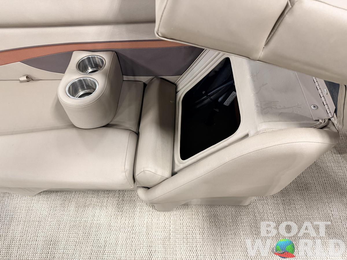 Used 2020 Bennington 22S Quad Lounge Pontoon