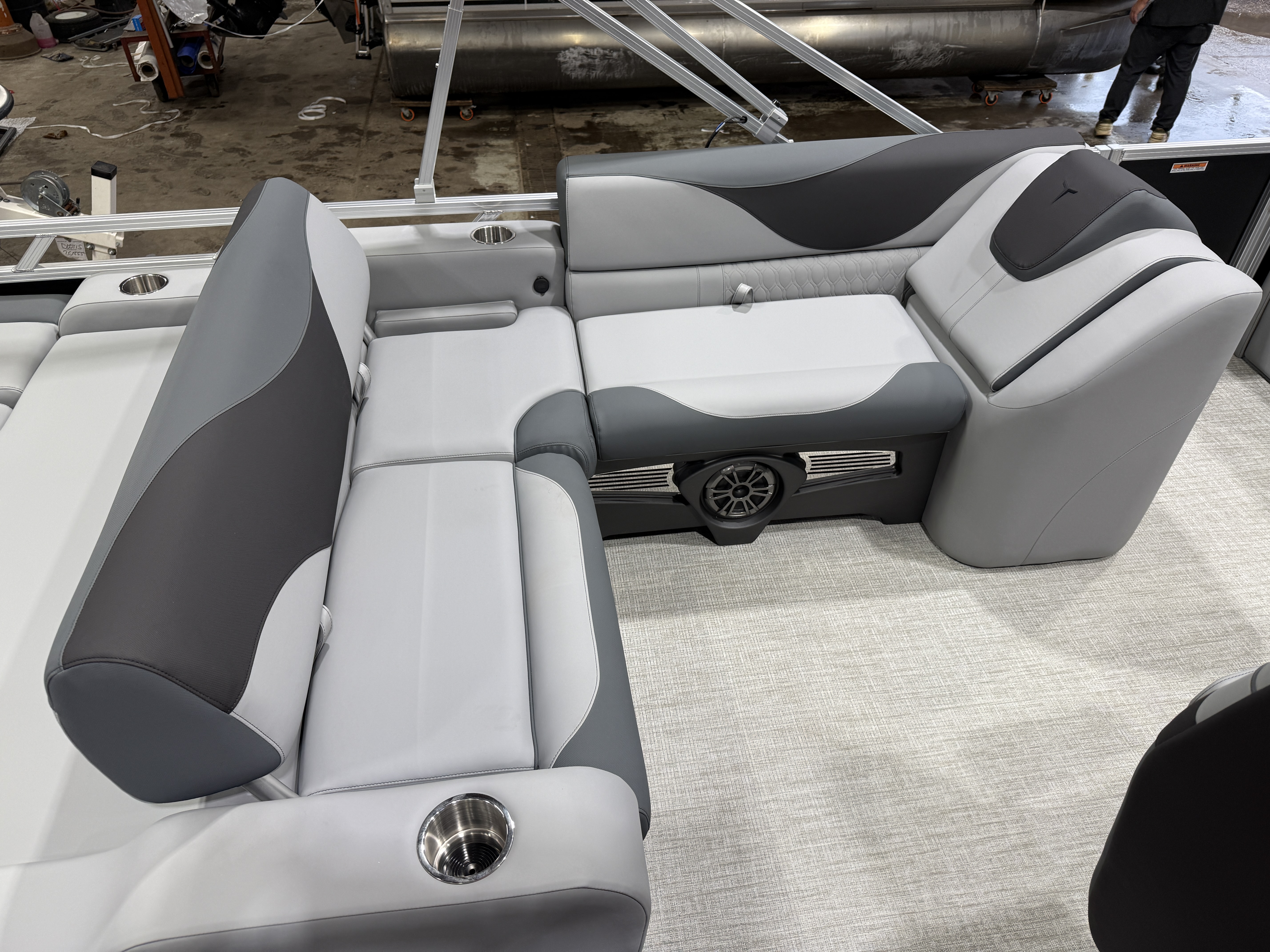 2027 Tahoe LTZ 2385 VRB SE Swingback Pontoon $42995