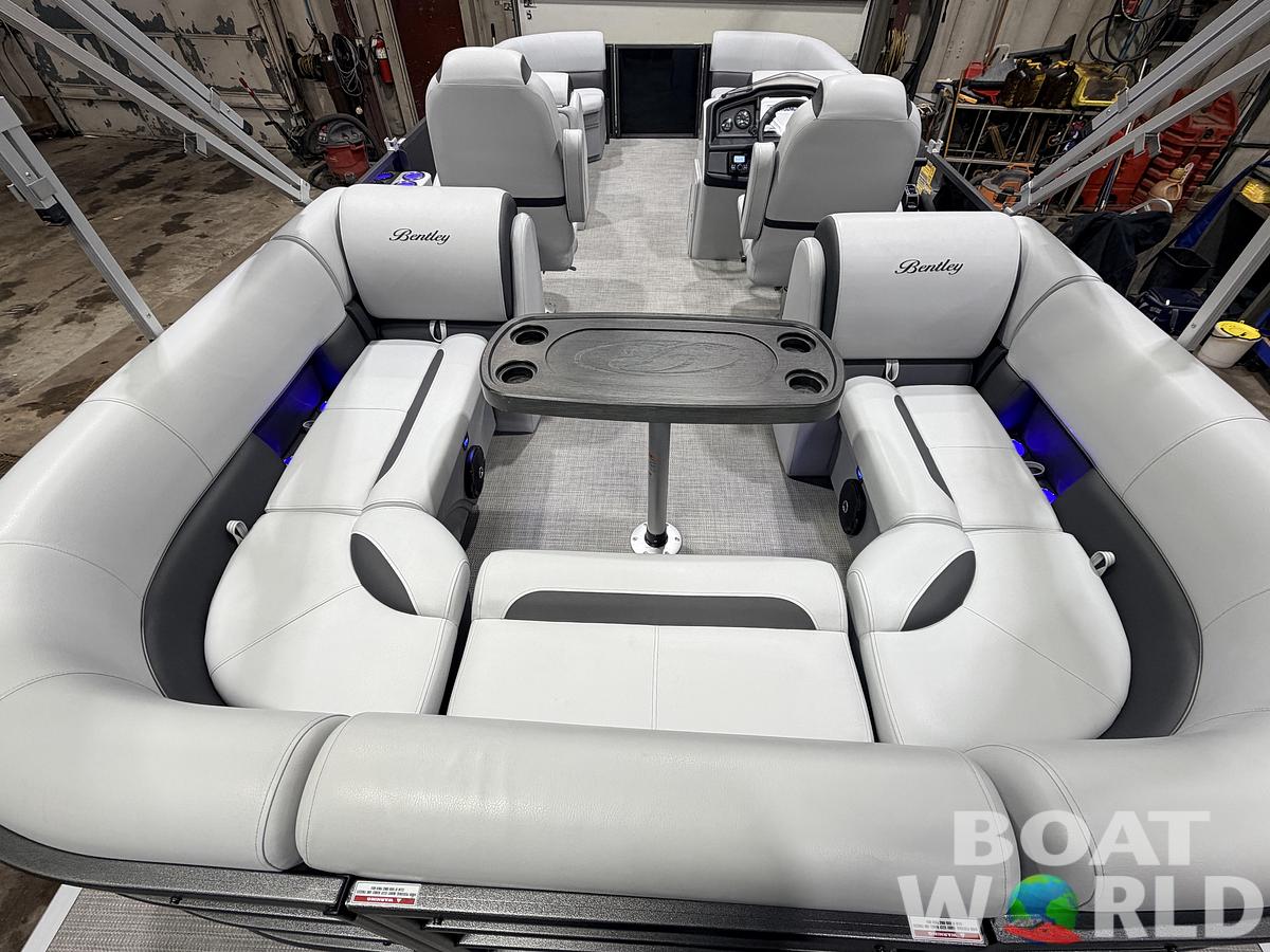 Used 2024 Bentley Pontoons Legacy 223 Navigator Quad Lounge Tri-toon Pontoon & 150HP Honda 4-Stroke EFI