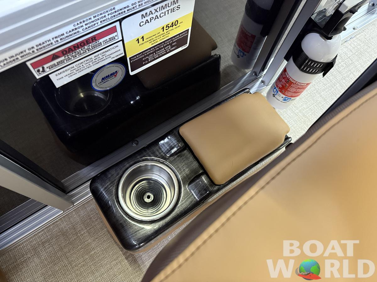 2026 Tahoe Pontoons Sport 2385 Swingback (VRB) & Honda 4-Stroke EFI