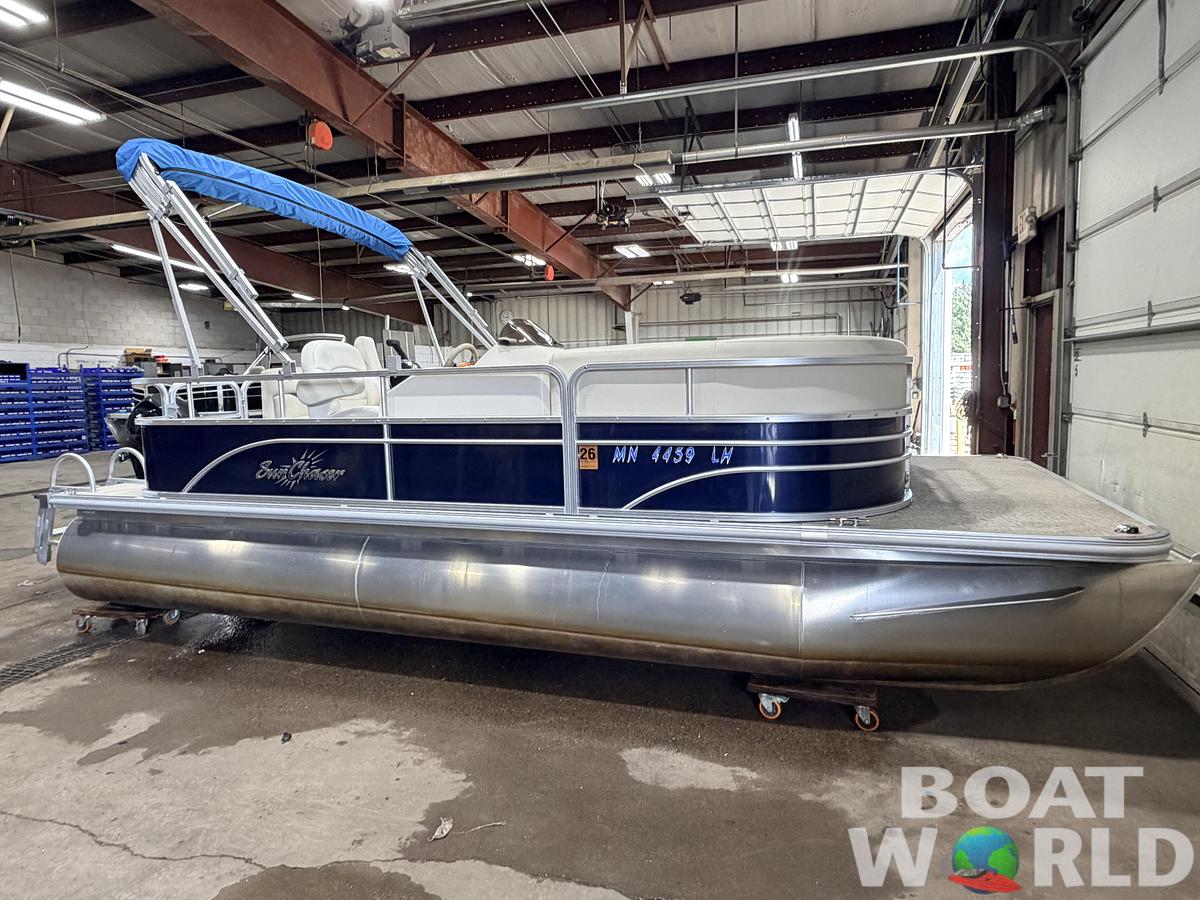 Used 2015 SunChaser 8520 Classic Cruise & 30HP Mercury 4Stroke EFI -$14,995