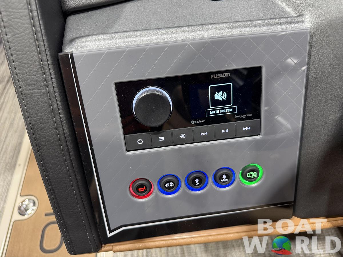 2026 Tahoe Pontoons Cascade 2385 Swingback (VRB) Tritoon & Honda 4-Stroke EFI