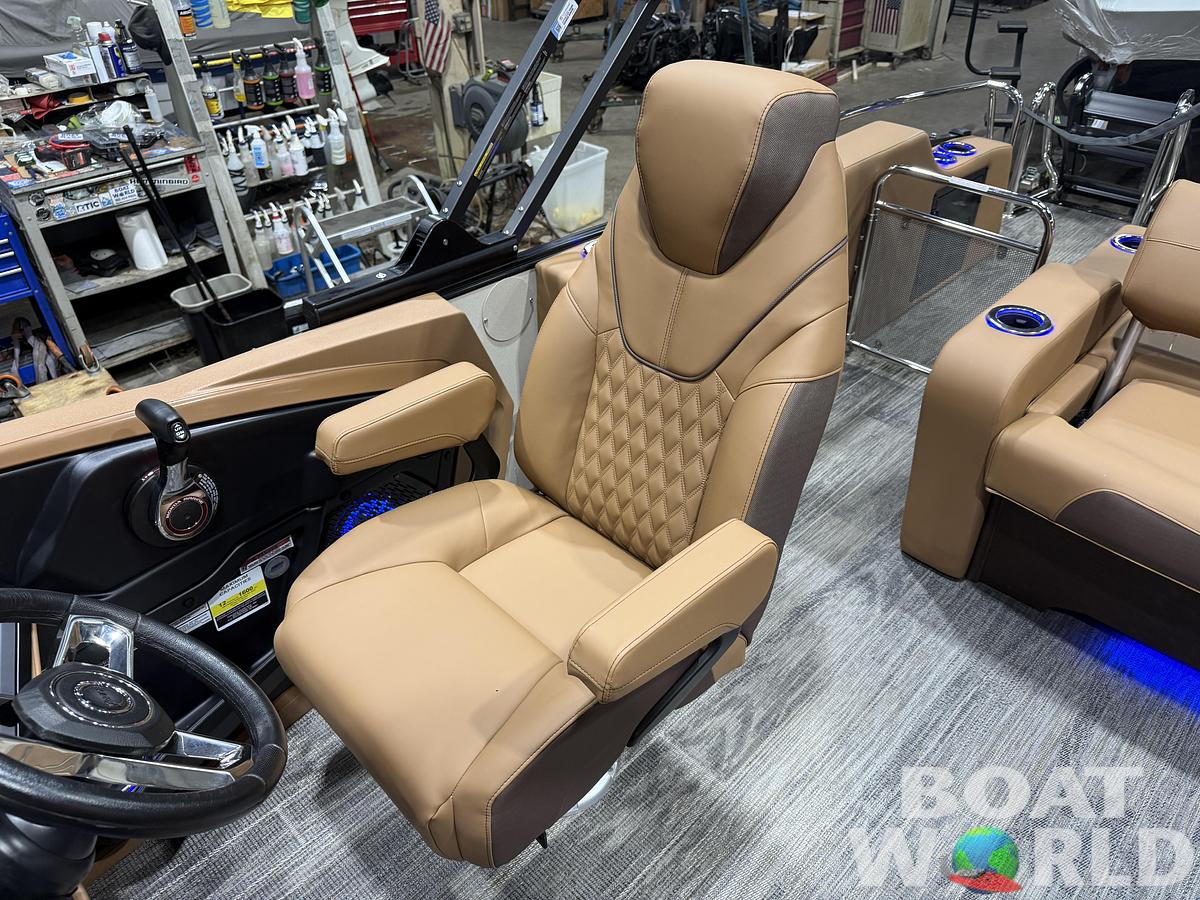 2026 Tahoe Pontoons Cascade 2385 Swingback (VRB) Tritoon & Honda 4-Stroke EFI