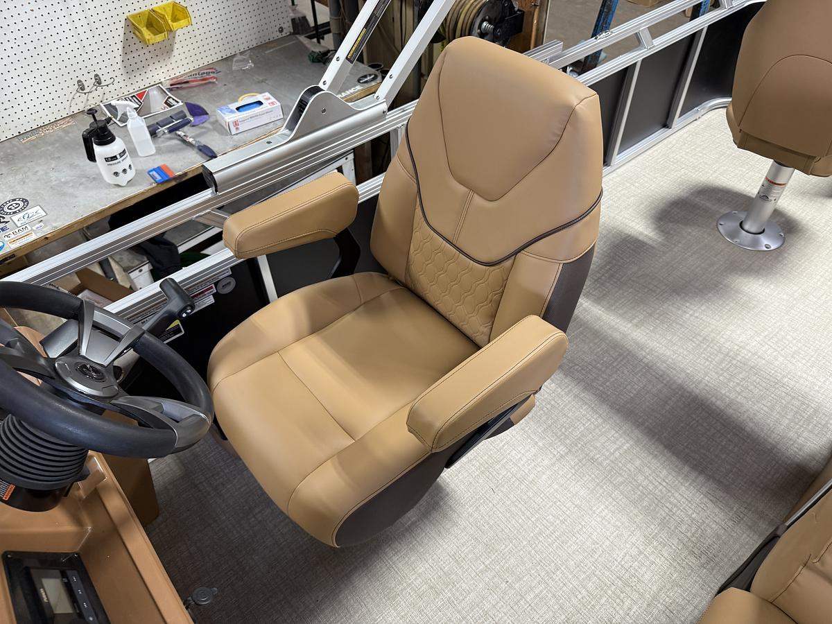 2026 Tahoe Pontoons Sport 2385 Rear Fish & Honda 4-Stroke EFI