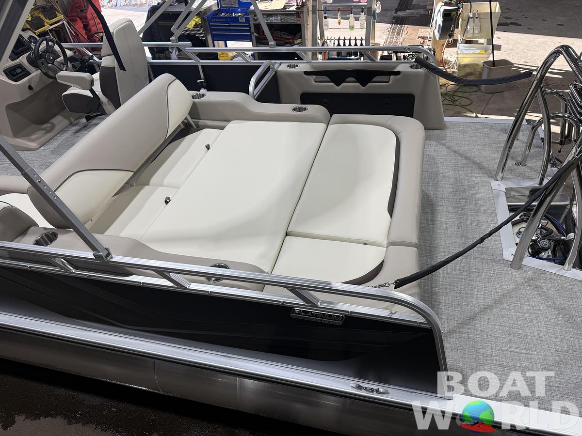 2026 Tahoe Sport VRB 2385 Swingback & 4-Stroke $34995